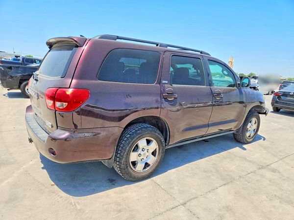 2015 TOYOTA SEQUOIA SR5 Grade