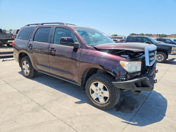 2015 TOYOTA SEQUOIA SR5 Grade