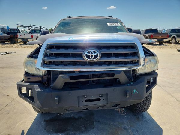 2015 TOYOTA SEQUOIA SR5 Grade
