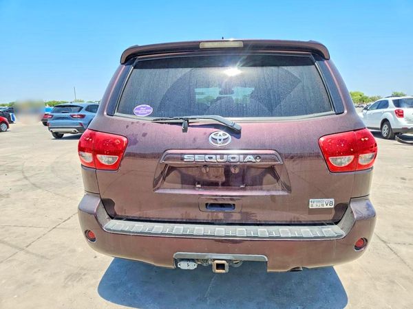 2015 TOYOTA SEQUOIA SR5 Grade