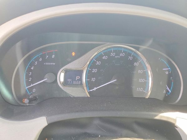 2012 TOYOTA SIENNA