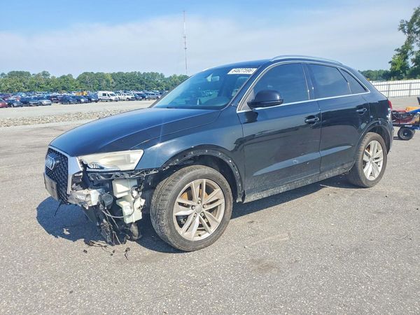 2016 AUDI Q3 quattro Premium Plus