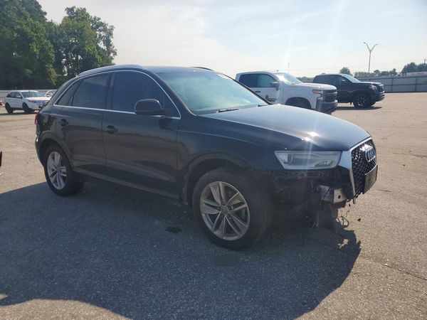 2016 AUDI Q3 quattro Premium Plus