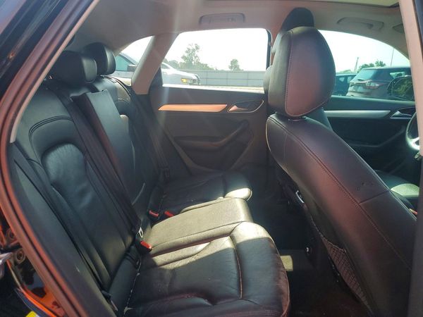 2016 AUDI Q3 quattro Premium Plus