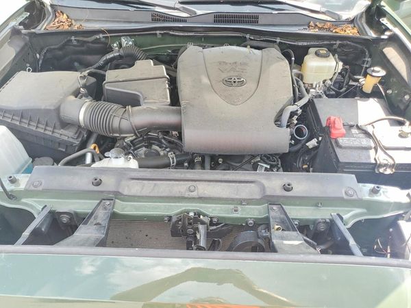 2021 TOYOTA TACOMA SR5