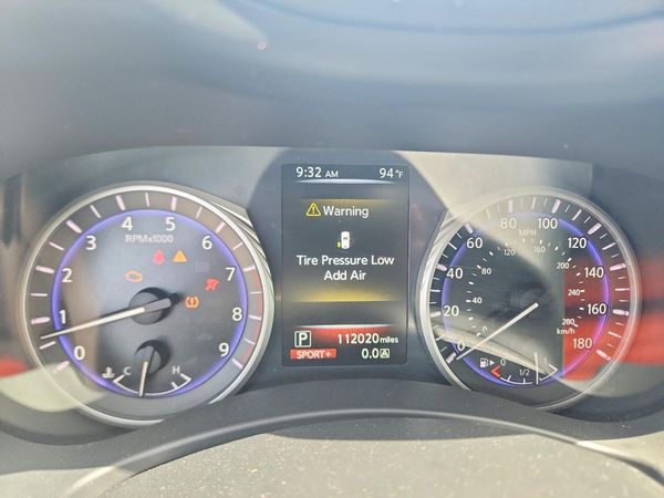 2017 INFINITI Q50