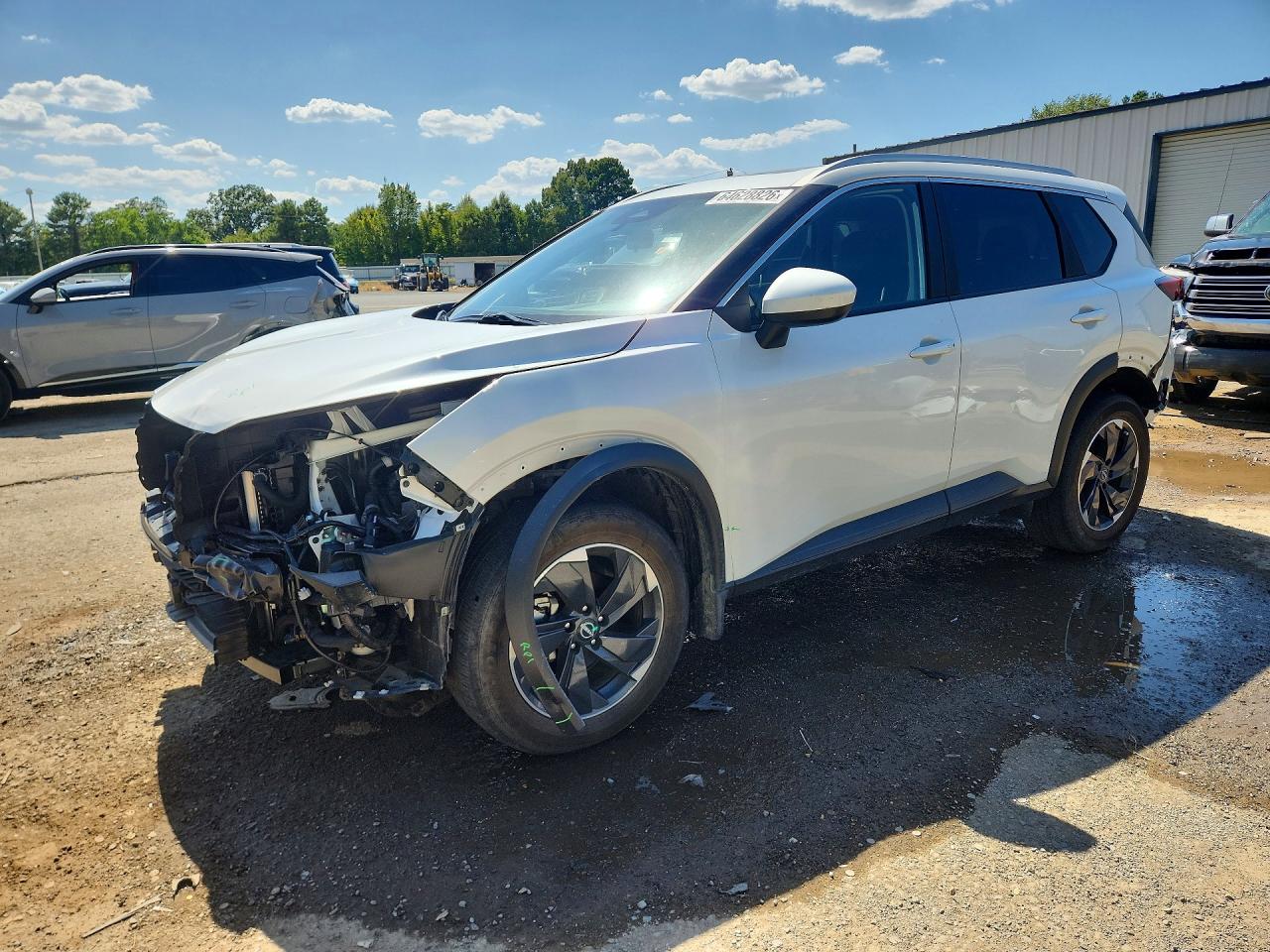 2024 NISSAN ROGUE SV