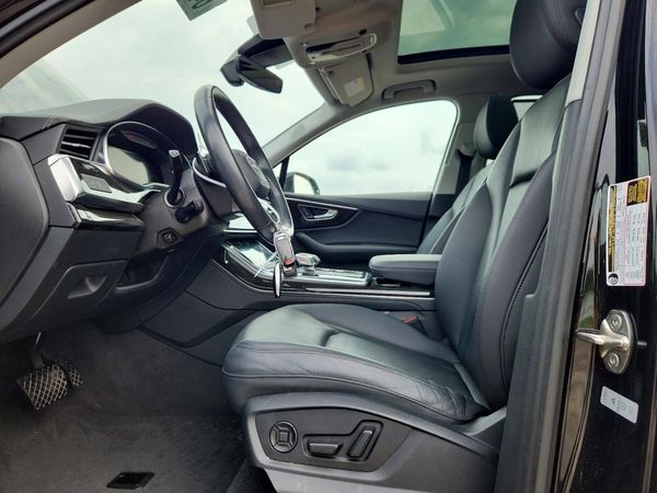 2023 AUDI Q7