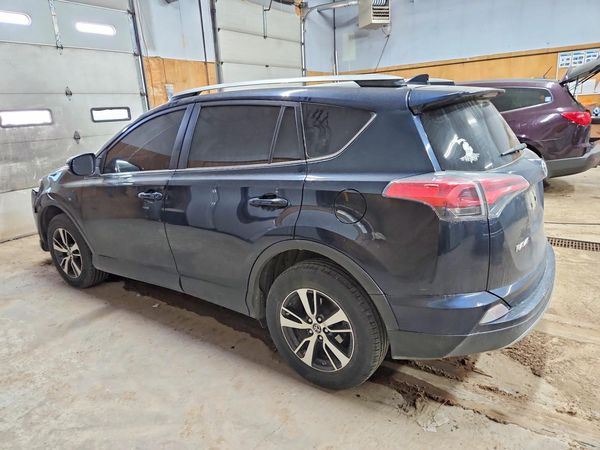 2017 TOYOTA RAV4 XLE