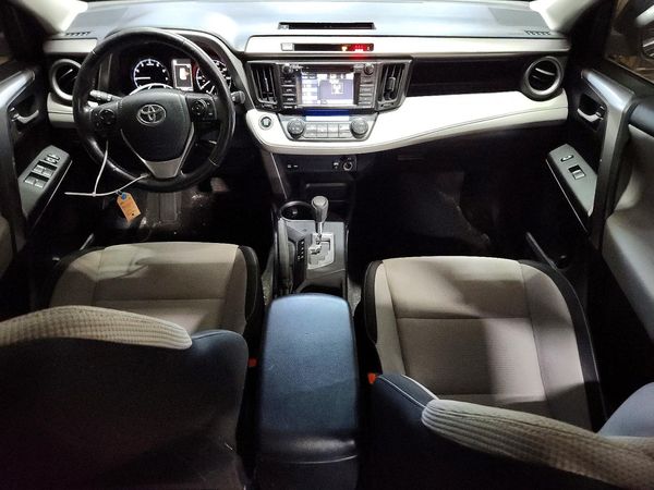 2017 TOYOTA RAV4 XLE