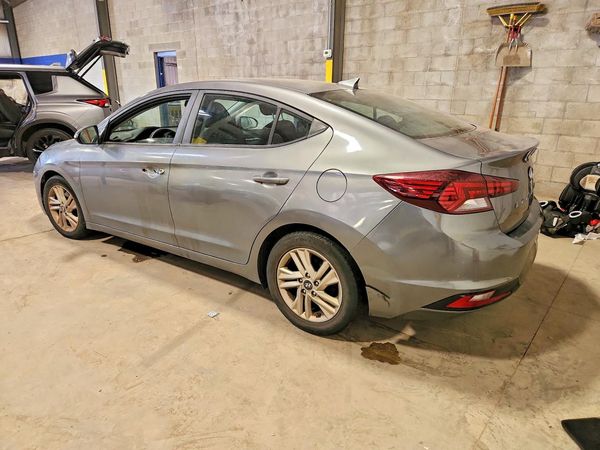 2019 HYUNDAI ELANTRA