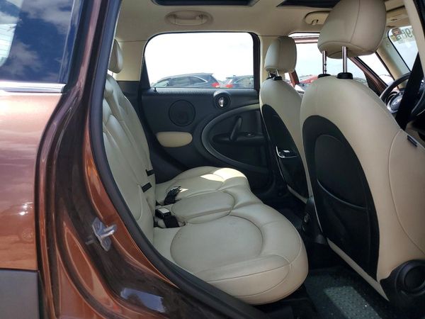 2013 MINI COOPER