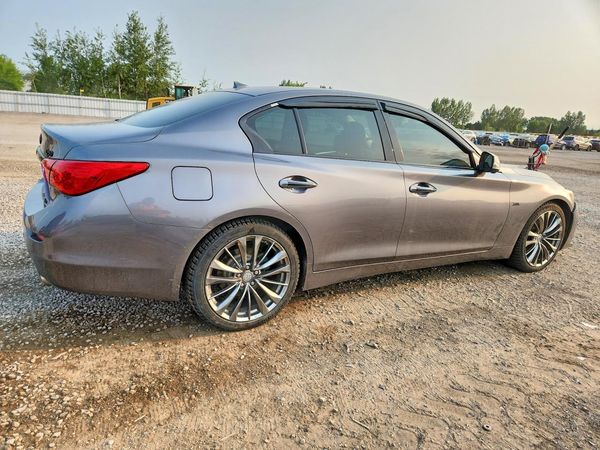 2016 INFINITI Q50
