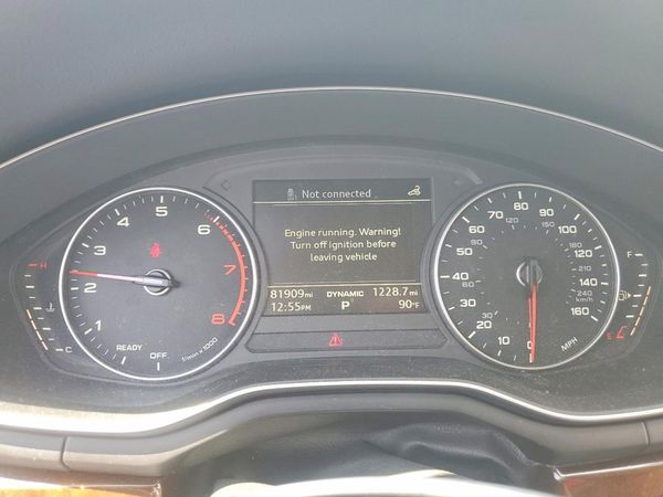 2017 AUDI A4 quattro Premium