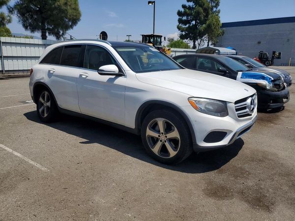 2017 MERCEDES-BENZ GLC GLC300