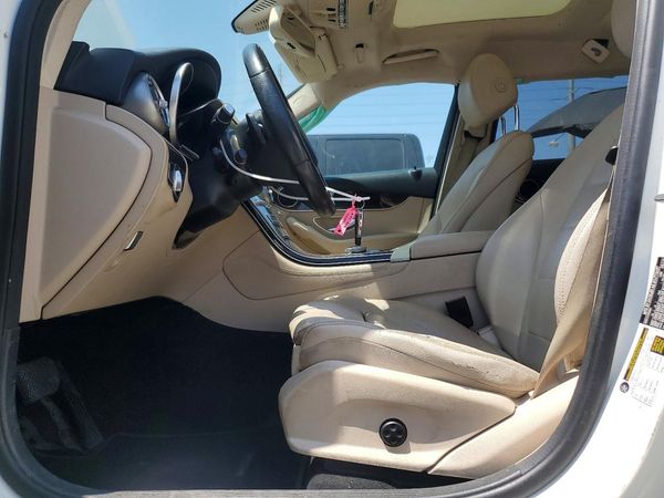 2017 MERCEDES-BENZ GLC GLC300