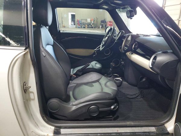 2012 MINI COOPER