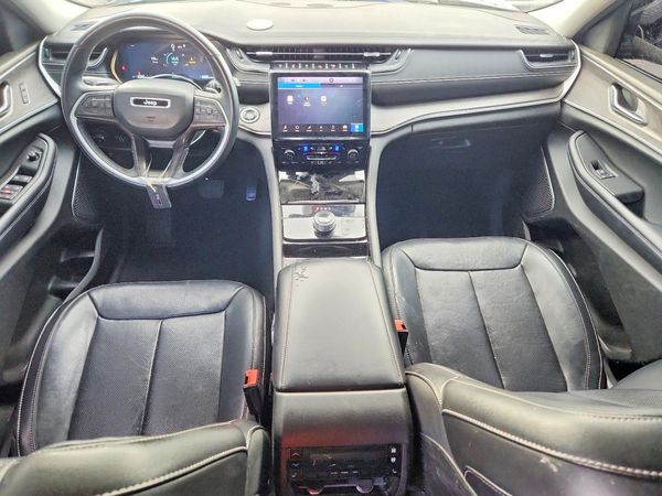 2022 JEEP GRAND CHEROKEE