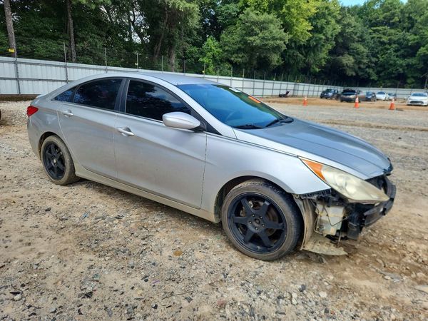 2012 HYUNDAI SONATA