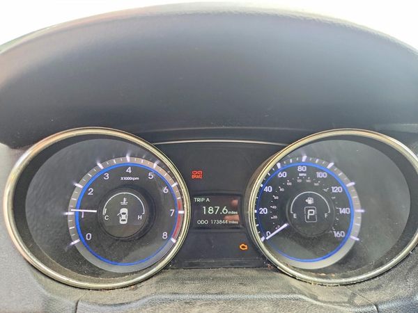 2012 HYUNDAI SONATA