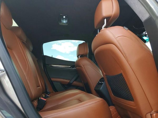 2014 MASERATI GHIBLI