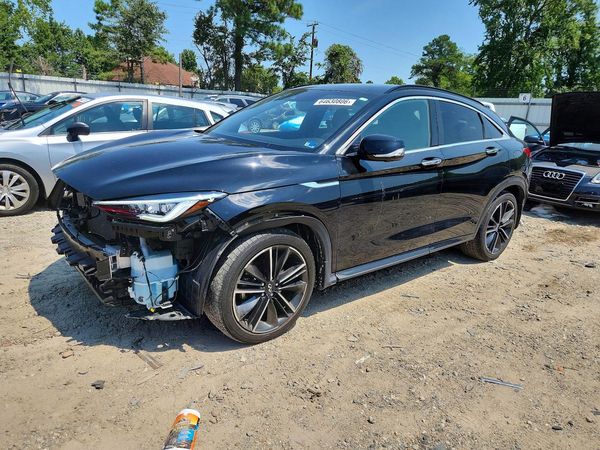 2022 INFINITI QX55 Essential