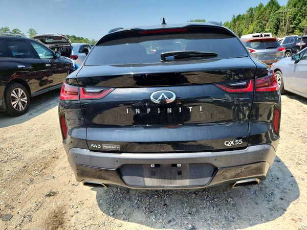 2022 INFINITI QX55 Essential