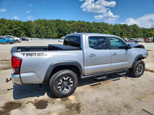 2019 TOYOTA TACOMA SR5