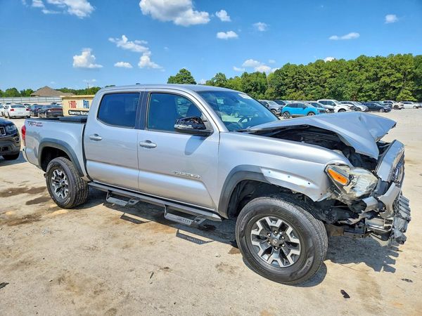 2019 TOYOTA TACOMA SR5