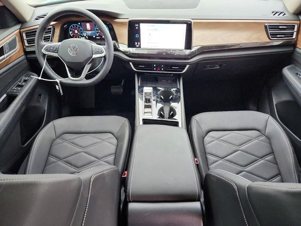 2025 VOLKSWAGEN ATLAS