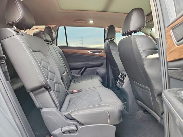 2025 VOLKSWAGEN ATLAS