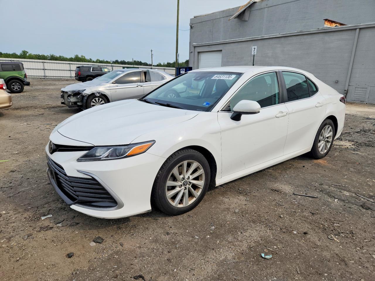 2021 TOYOTA CAMRY