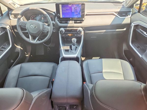 2025 TOYOTA RAV4