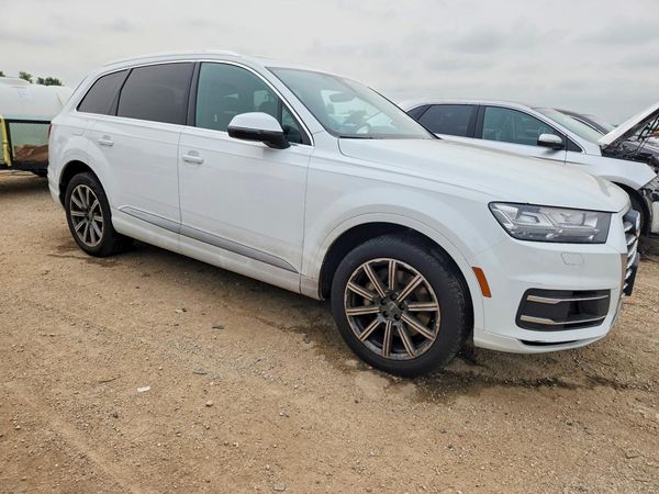 2017 AUDI Q7 quattro Premium Plus