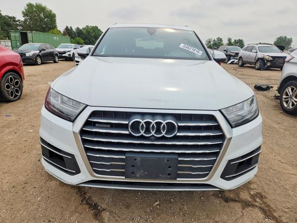 2017 AUDI Q7 quattro Premium Plus