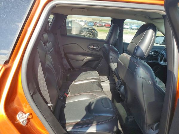 2015 JEEP CHEROKEE TRAILHAWK 4X4