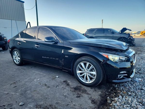 2017 INFINITI Q50