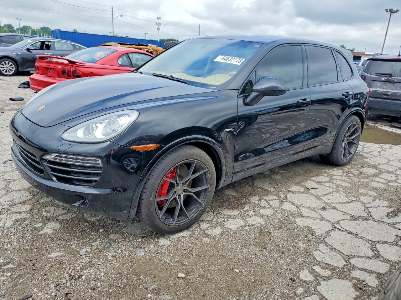 2014 PORSCHE CAYENNE