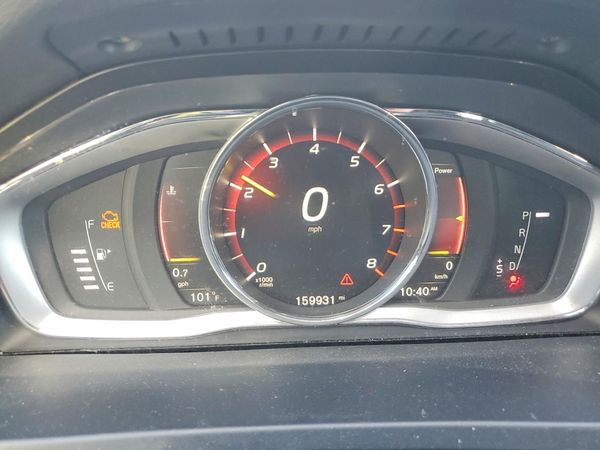 2017 VOLVO V60 Premier