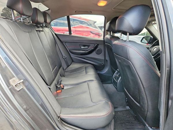 2015 BMW 320