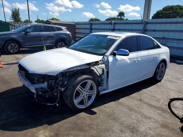 2013 AUDI S4 quattro Premium Plus