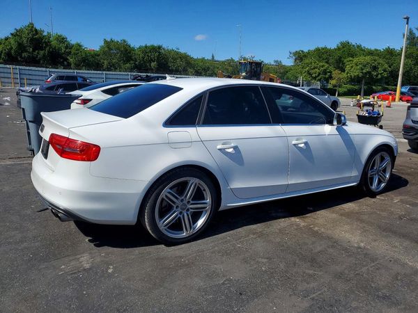 2013 AUDI S4 quattro Premium Plus