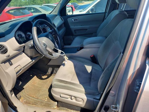 2014 HONDA PILOT EX — DENT