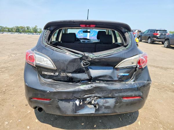 2013 MAZDA 3