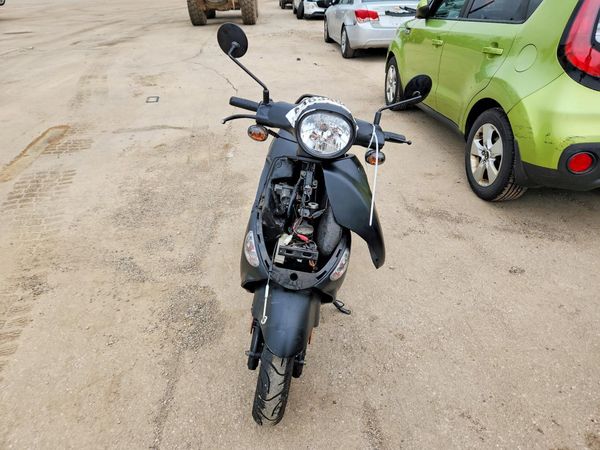 2021 GENUINE SCOOTER CO. BUDDY