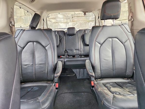 2017 CHRYSLER PACIFICA