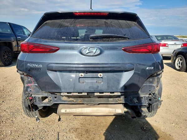2018 HYUNDAI KONA SEL with Tech Pkg