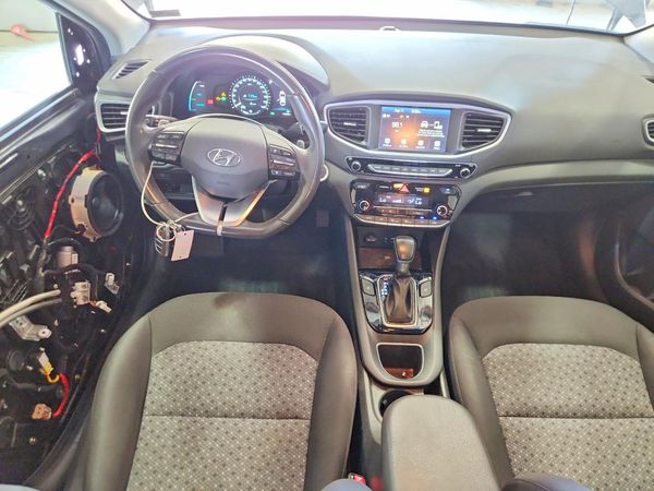 2018 HYUNDAI IONIQ SEL, SEL w/Tech (HEV)