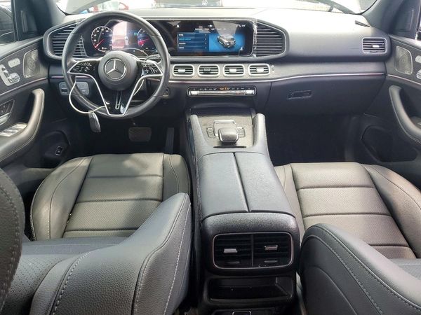 2025 MERCEDES-BENZ GLE