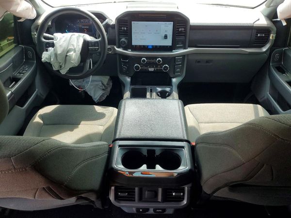 2025 FORD F150